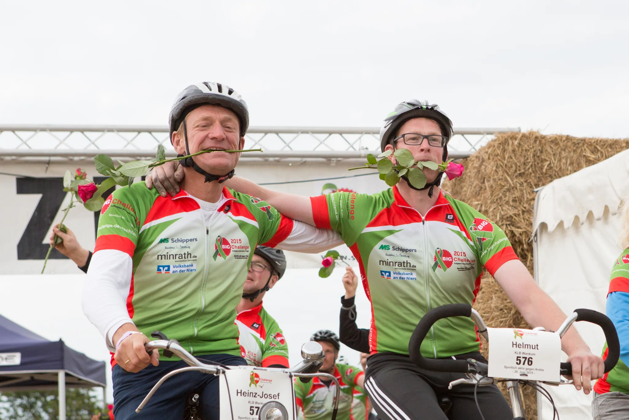 328 JF 5823 328 JF 5823