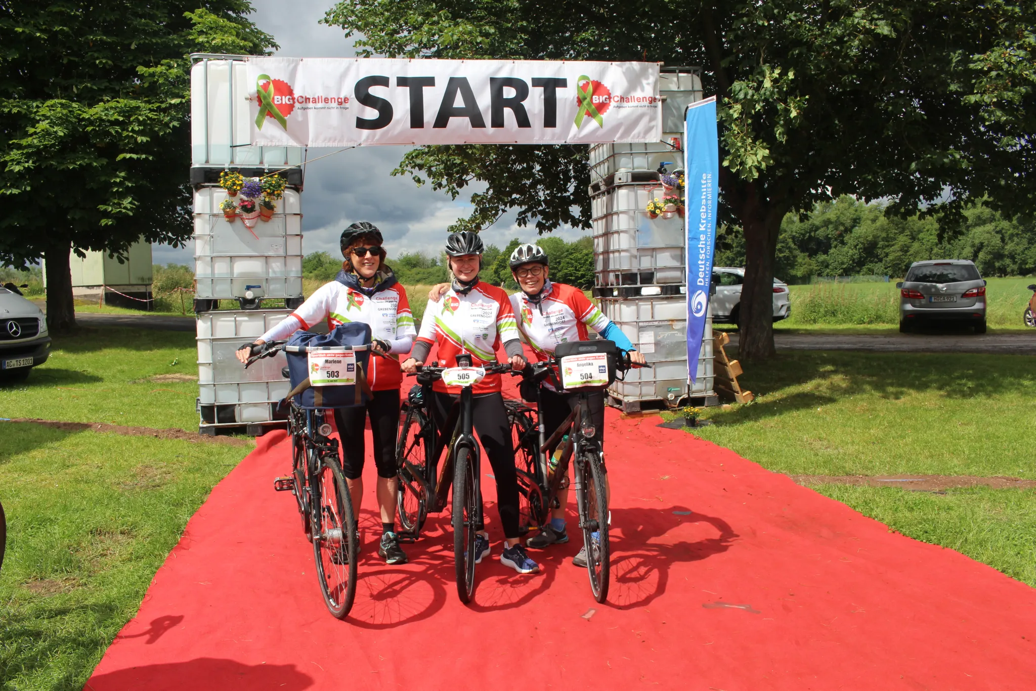 Canon (196) Canon (196)